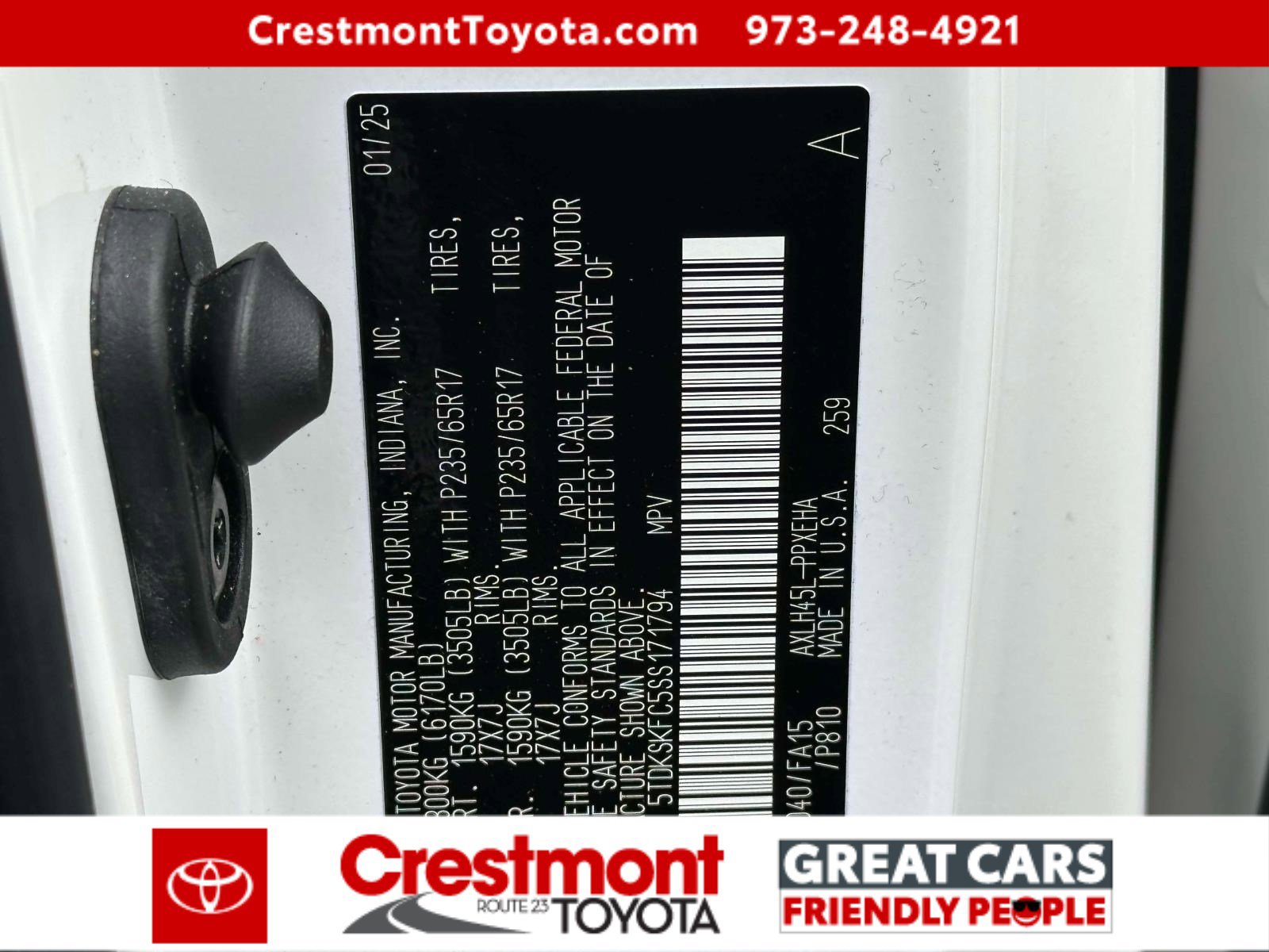 Used 2025 Toyota Sienna LE image 15