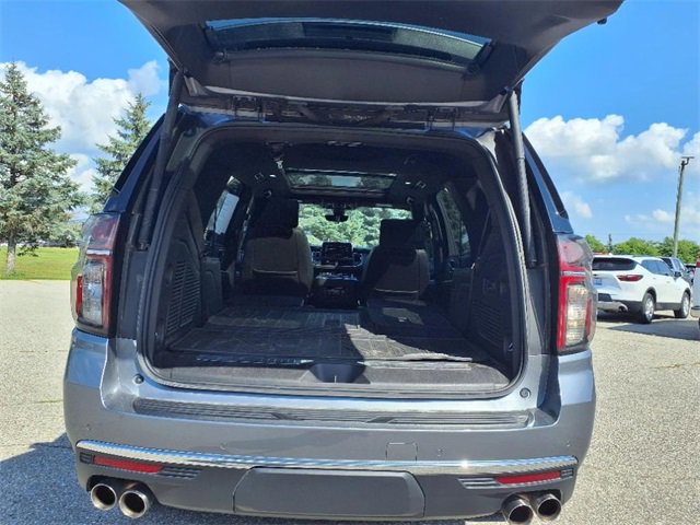 Used 2021 Chevrolet Tahoe Premier w/ Premium Package image 8