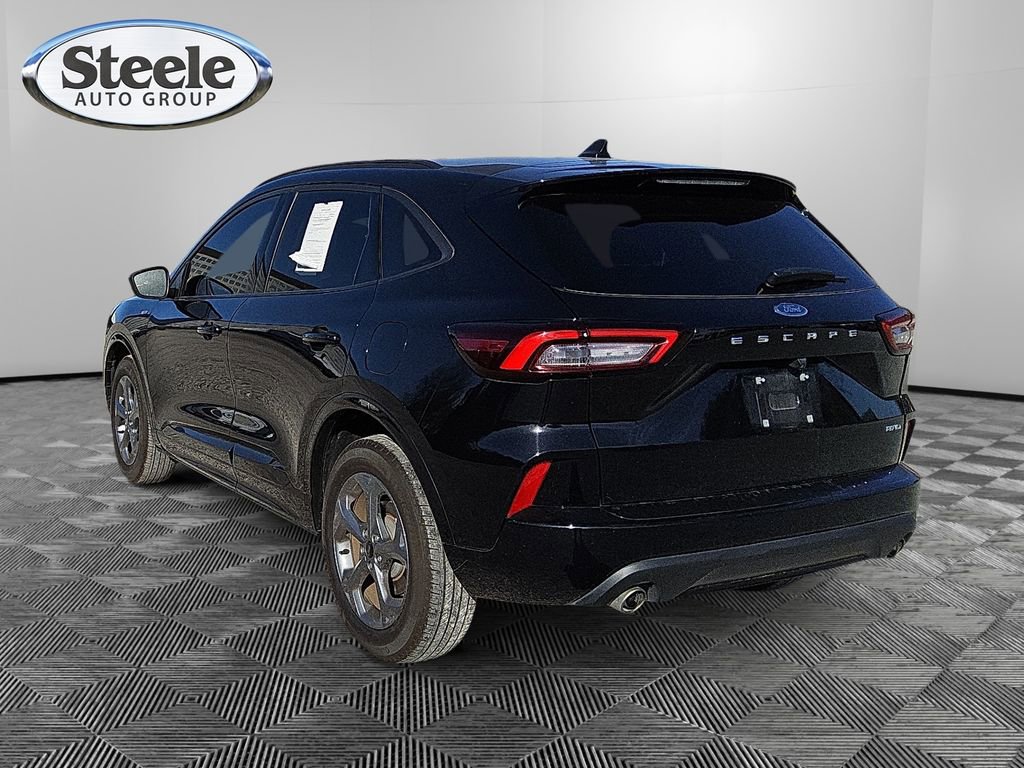 Used 2024 Ford Escape ST-Line image 3