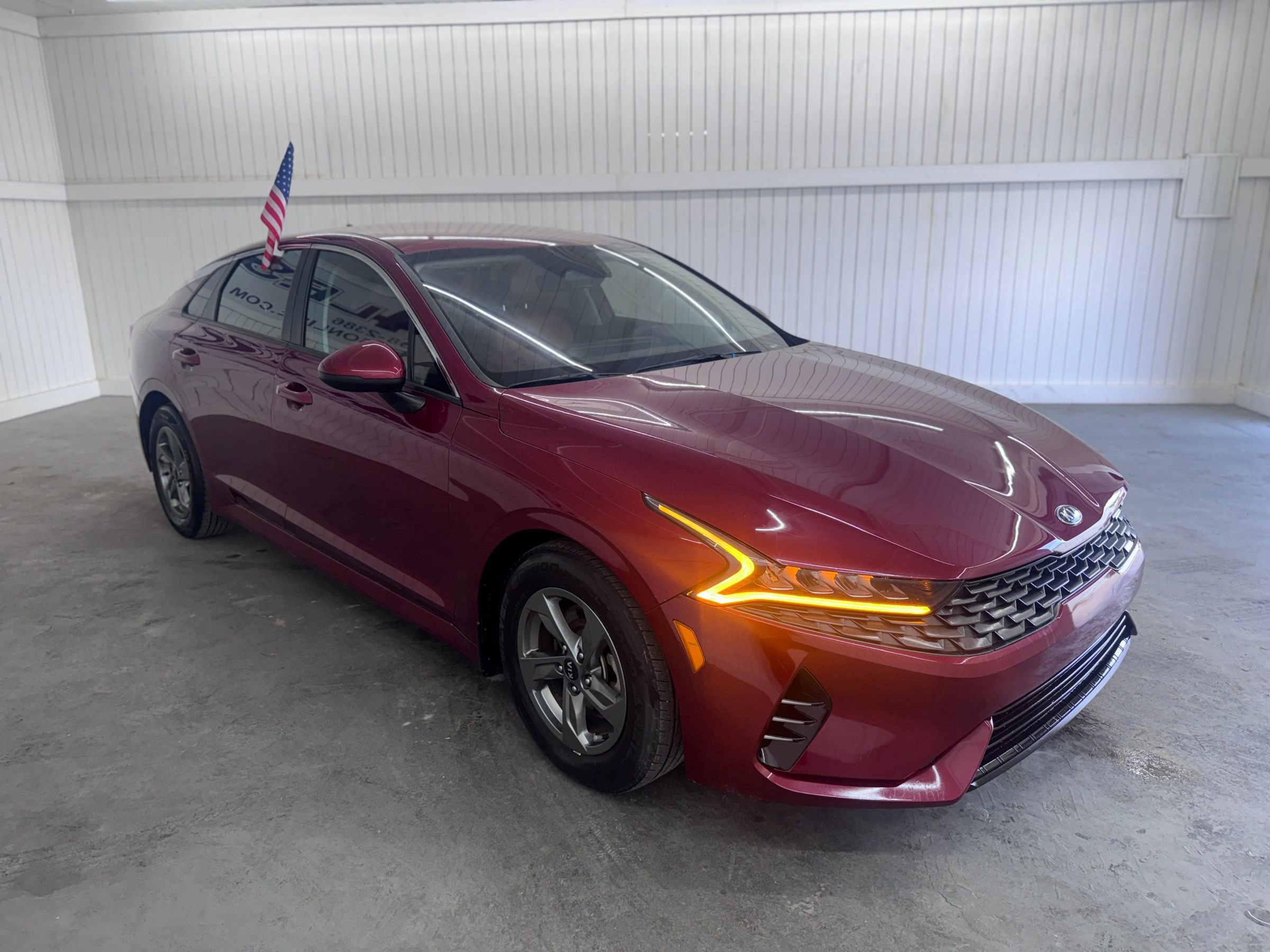Used 2021 Kia K5 LXS FWD image 3