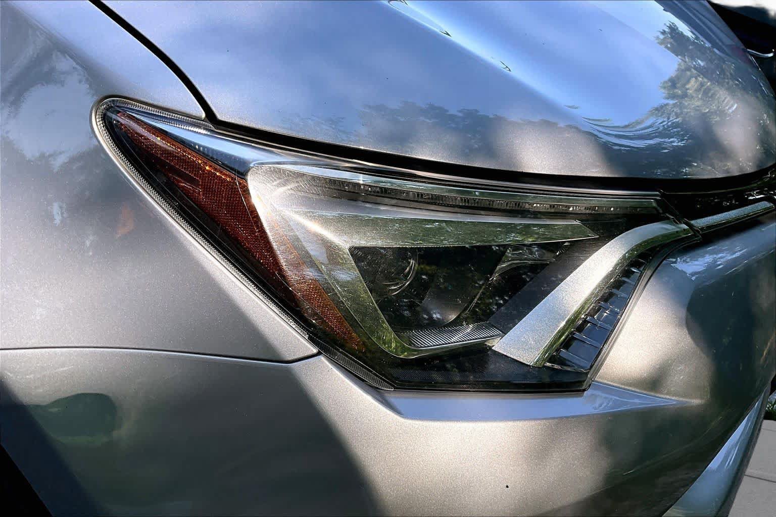 Used 2016 Toyota RAV4 Limited AWD/4WD image 52