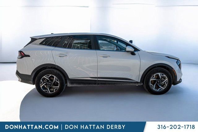 Used 2024 Kia Sportage LX image 29