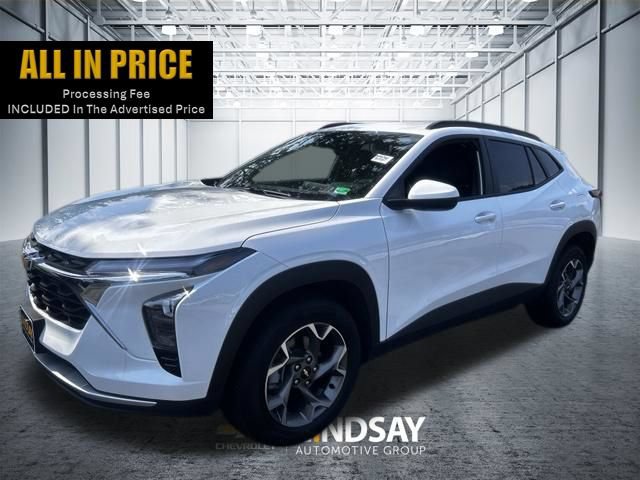 Certified 2026 Chevrolet Trax LT FWD image 1