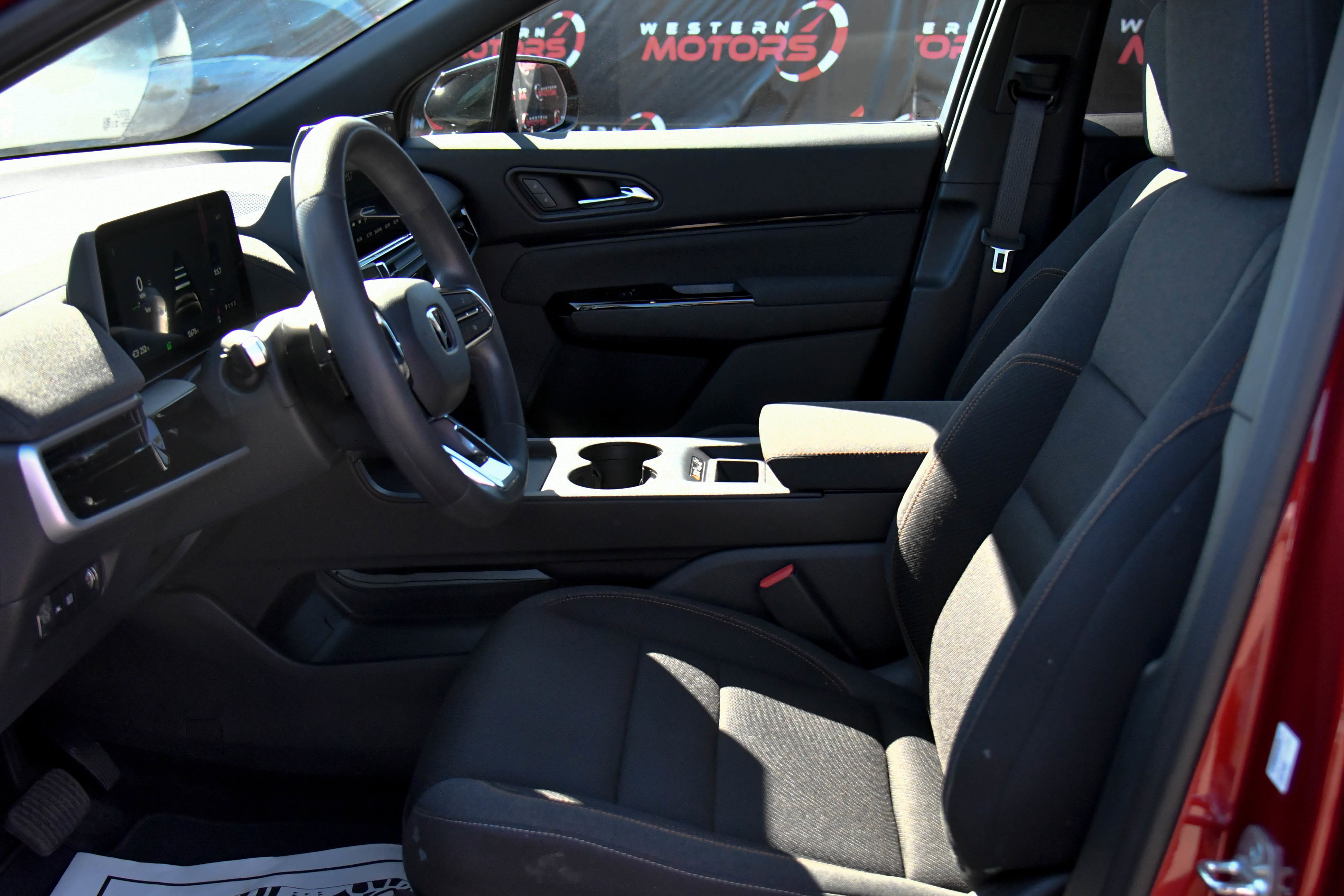 Used 2024 Honda Prologue EX image 18