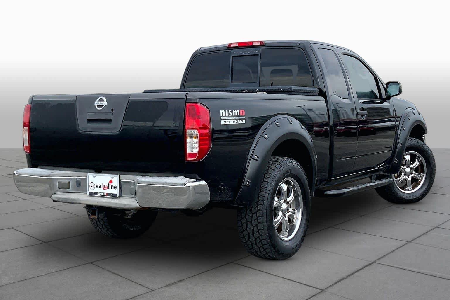Used 2005 Nissan Frontier SE w/ (P01) Power Pkg AWD/4WD image 12