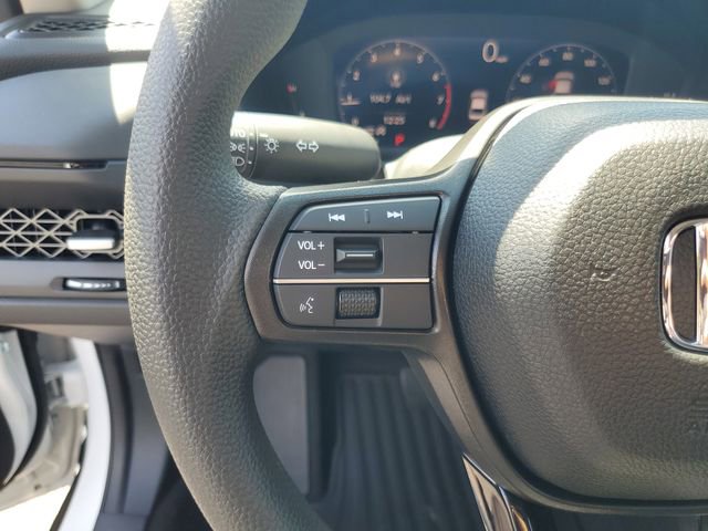 Used 2025 Honda Accord SE image 16
