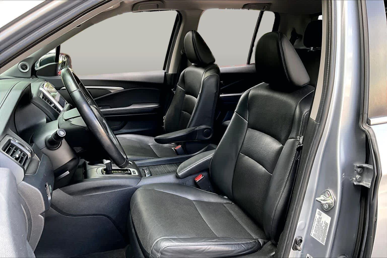 Used 2019 Honda Ridgeline RTL-T image 8