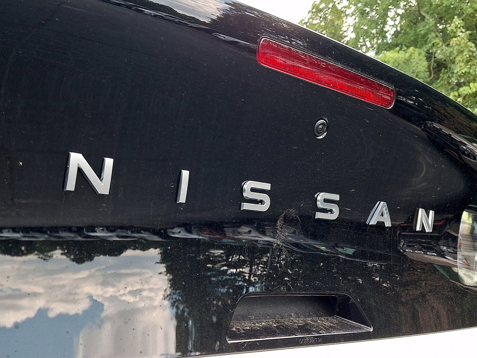 New 2026 Nissan Leaf Platinum+ w/ Cargo Package (Platinum+) FWD image 19