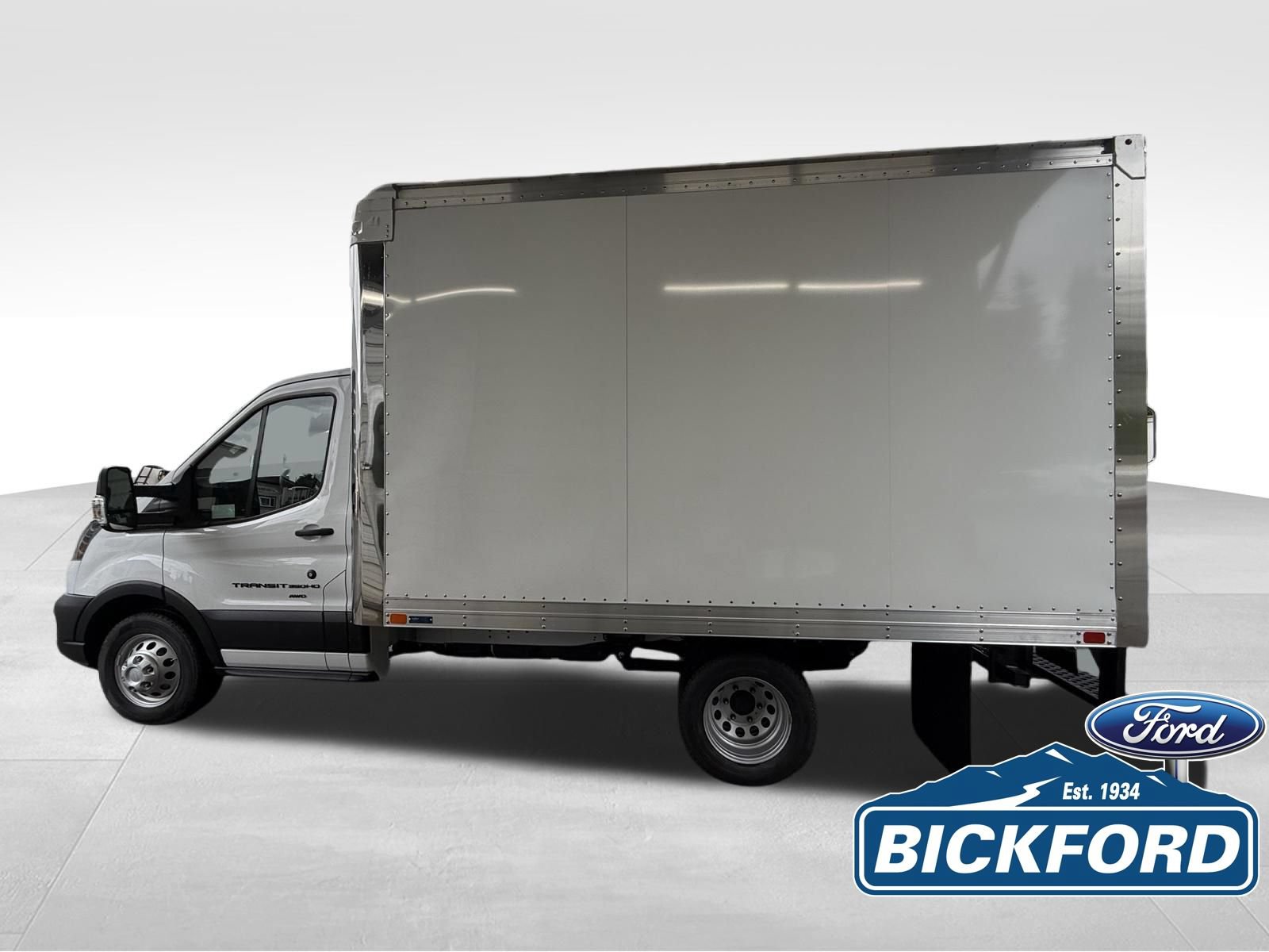 New 2026 Ford Transit 350 Low Roof DRW AWD image 9