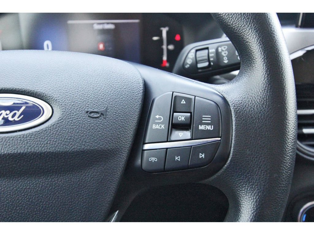 Used 2025 Ford Escape Active image 16