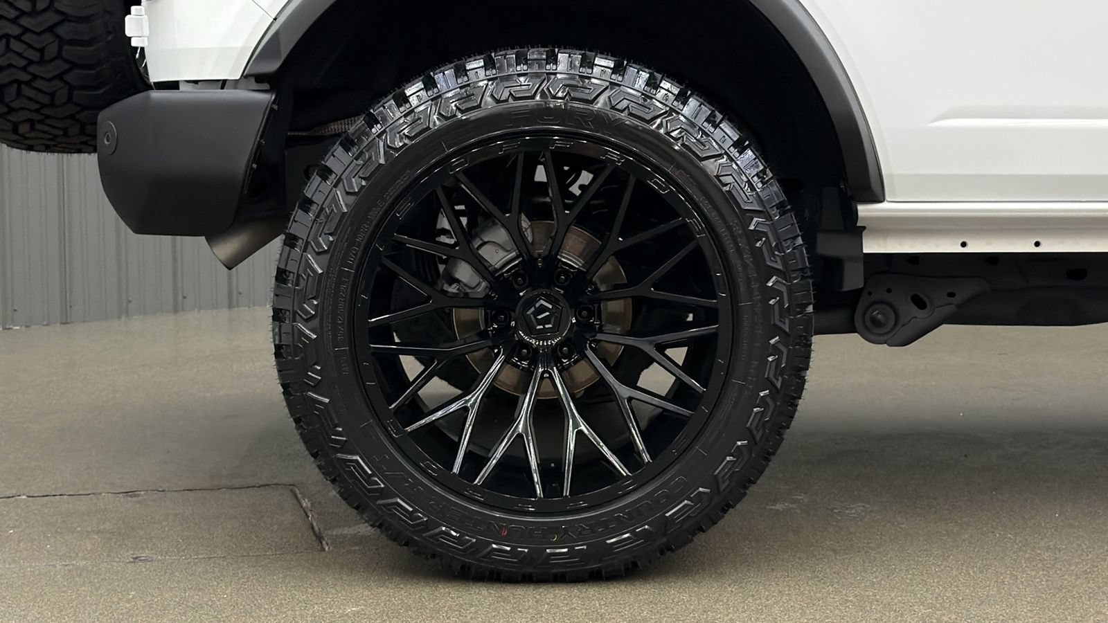 Used 2024 Ford Bronco Wildtrak AWD/4WD image 11