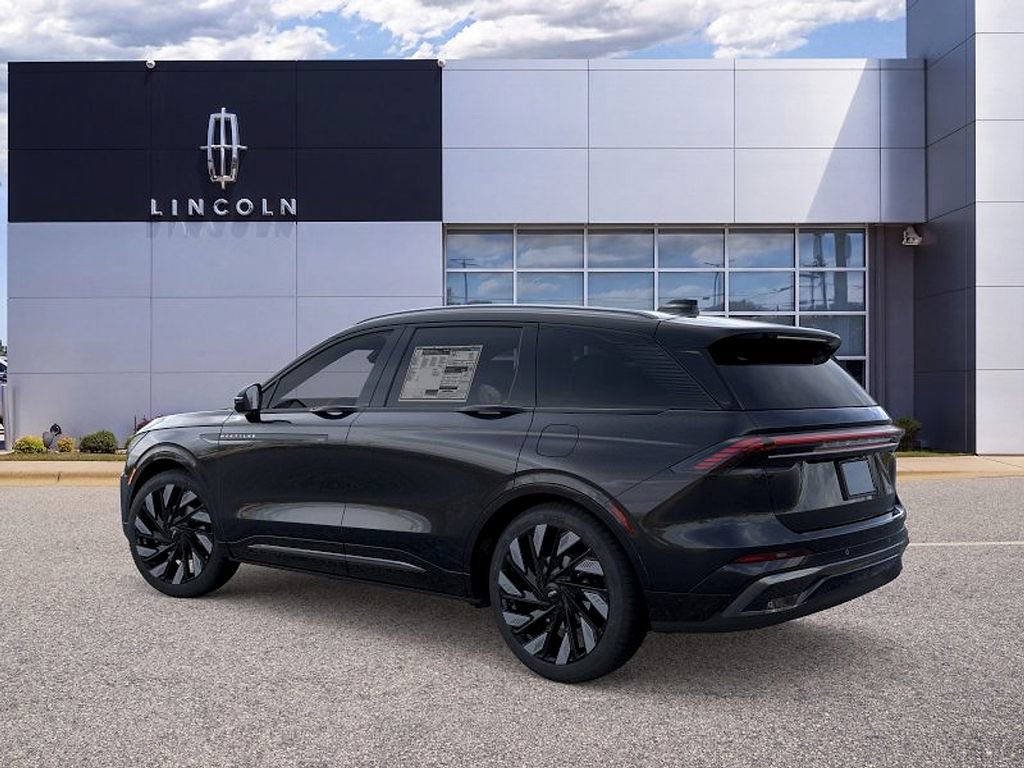 New 2026 Lincoln Nautilus Reserve w/ Jet Appearance Package AWD/4WD image 4