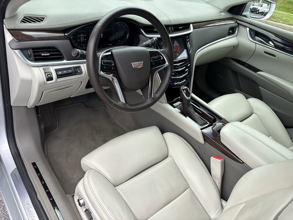 Used 2016 Cadillac XTS Platinum FWD image 11