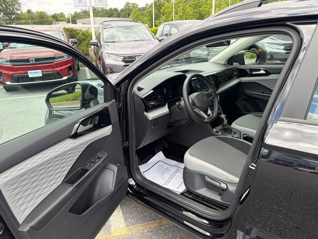 Used 2022 Volkswagen Taos S w/ IQ Drive S Package AWD/4WD image 14