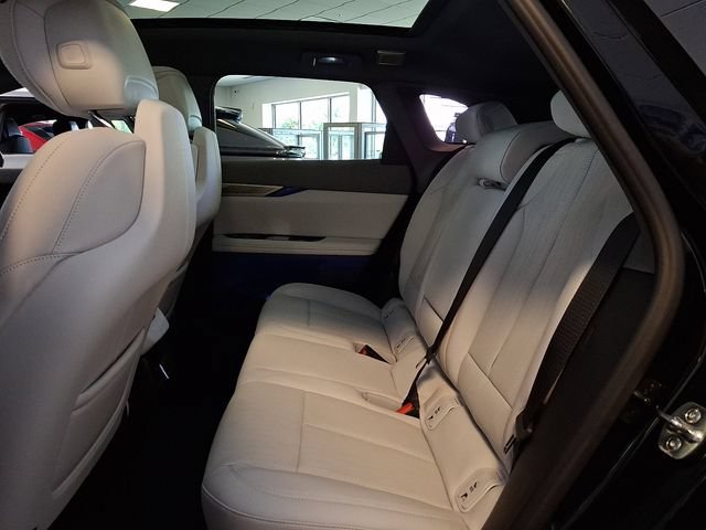 New 2026 Cadillac Optiq Luxury 2 w/ LPO, Floor Liner Package AWD/4WD image 5