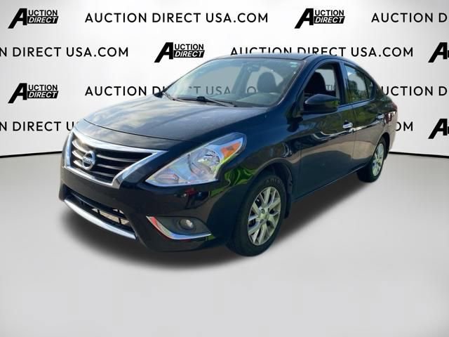 Used 2015 Nissan Versa SV w/ SV Appearance Package FWD image 1