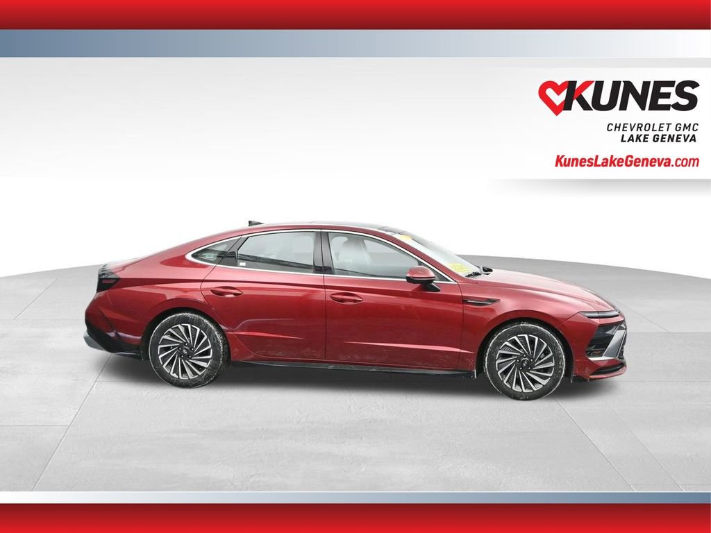 Used 2024 Hyundai Sonata Limited image 11