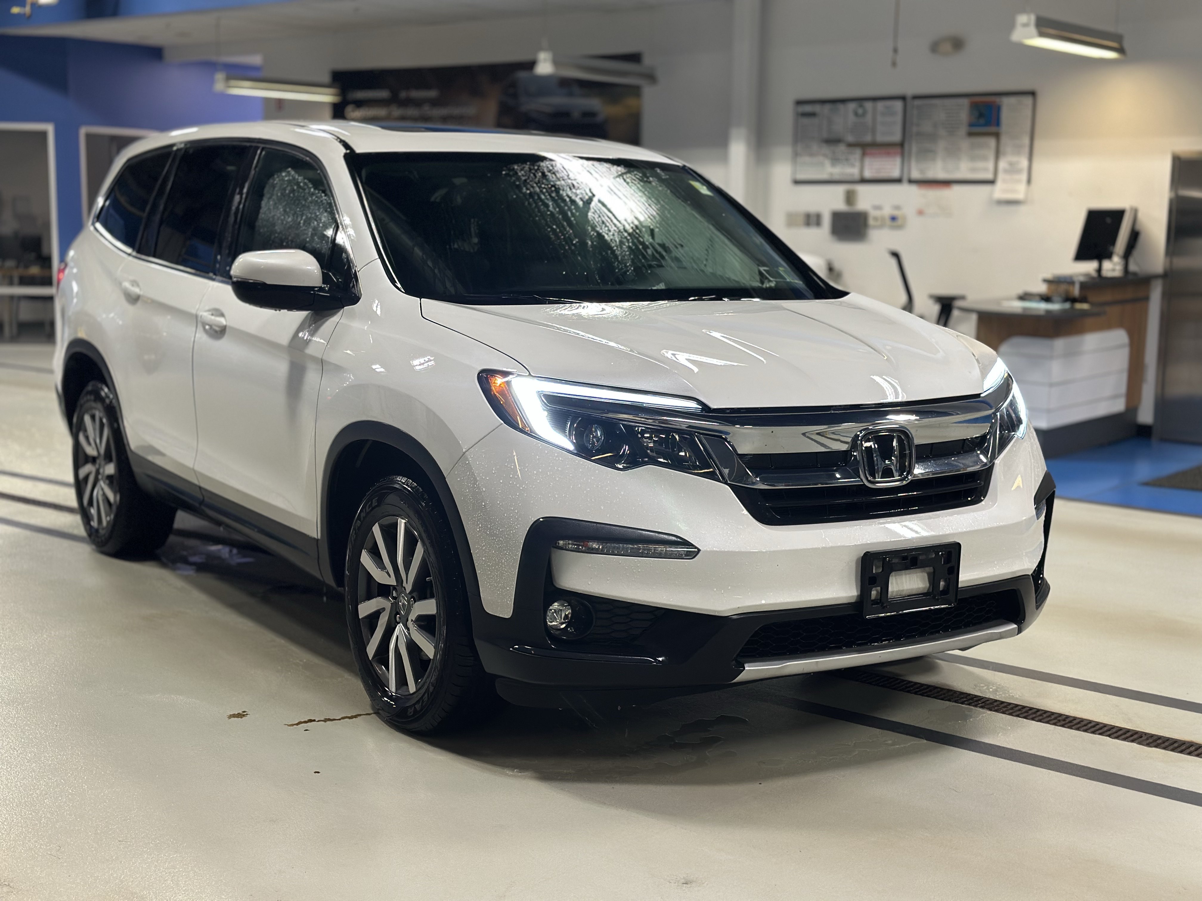 Used 2021 Honda Pilot EX-L image 3