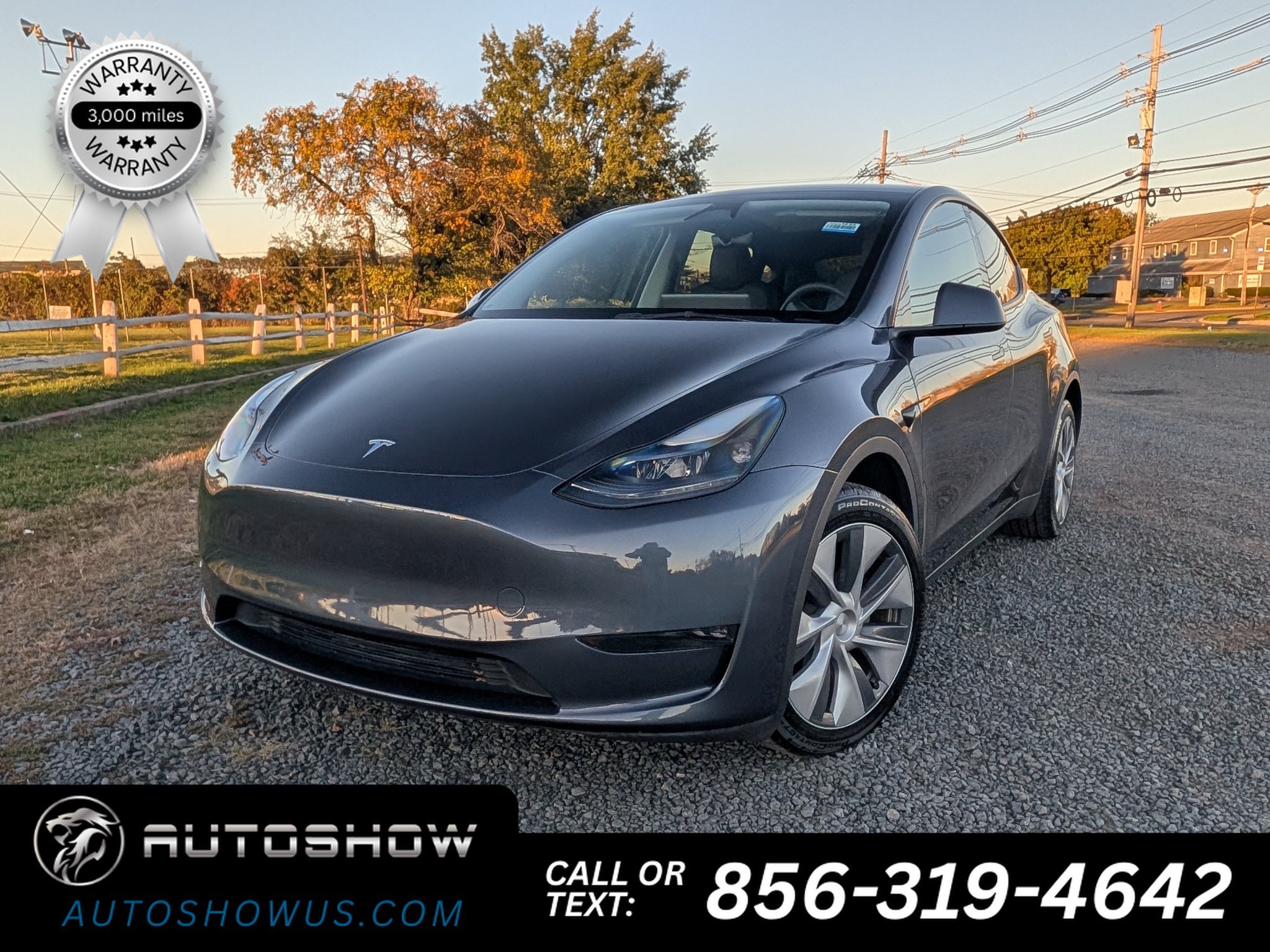 Used 2023 Tesla Model Y Long Range AWD/4WD image 1