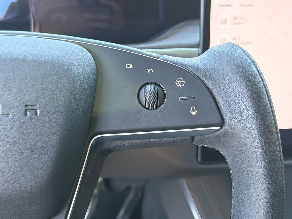 Used 2022 Tesla Model X AWD/4WD image 9