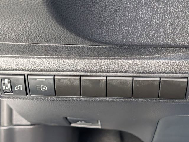 Certified 2025 Toyota Corolla LE image 21