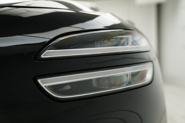 Used 2025 Genesis G70 2.5T image 17