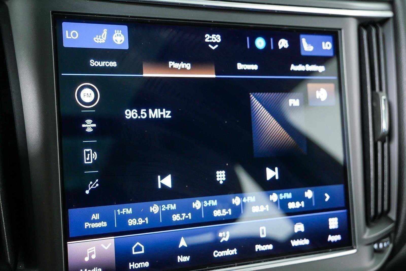 Used 2023 Maserati Levante GT AWD/4WD image 15