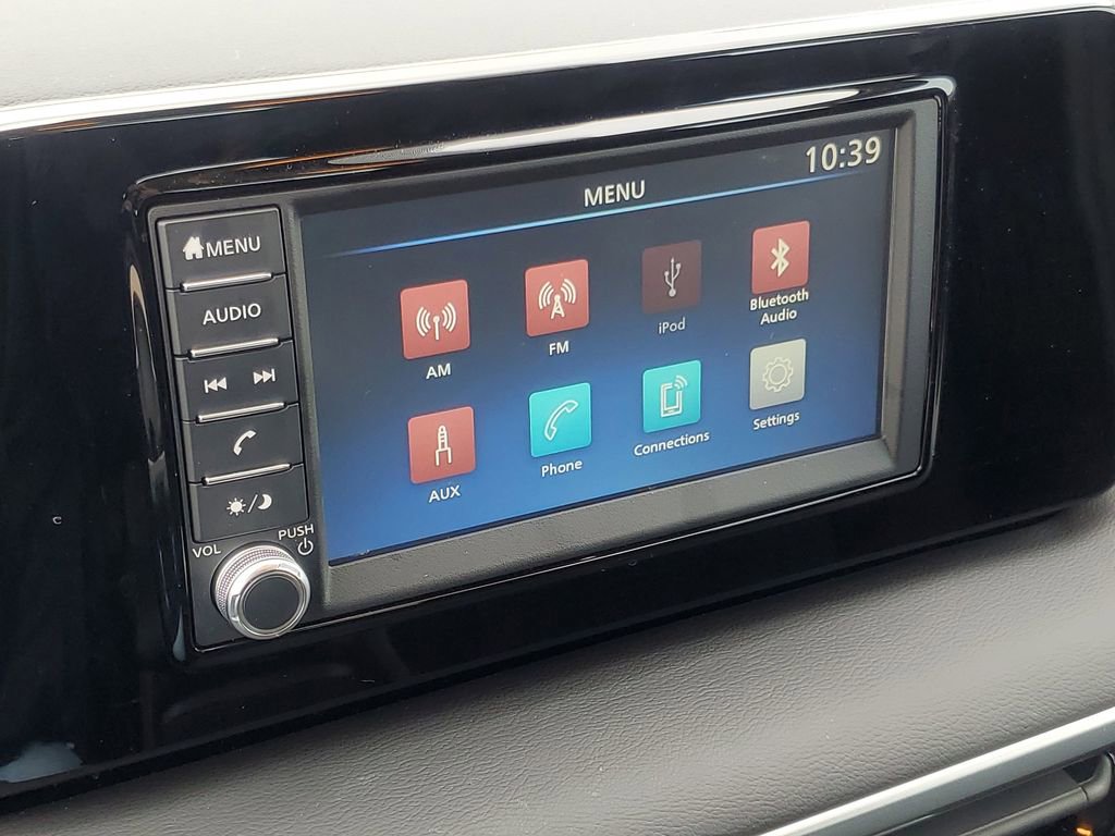 Used 2025 Nissan Kicks S image 19