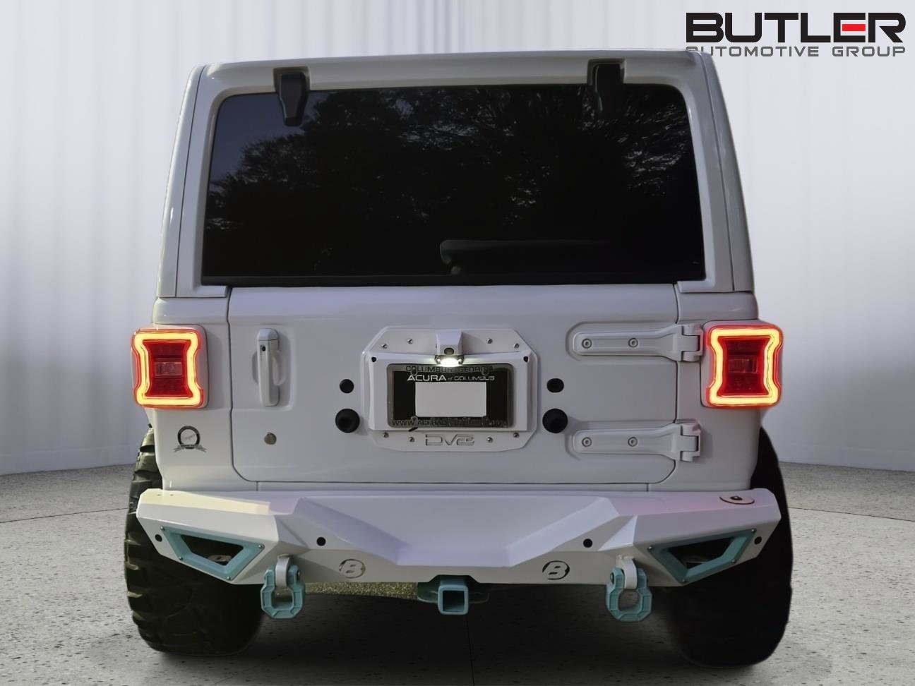 Used 2019 Jeep Wrangler Unlimited Sahara image 7