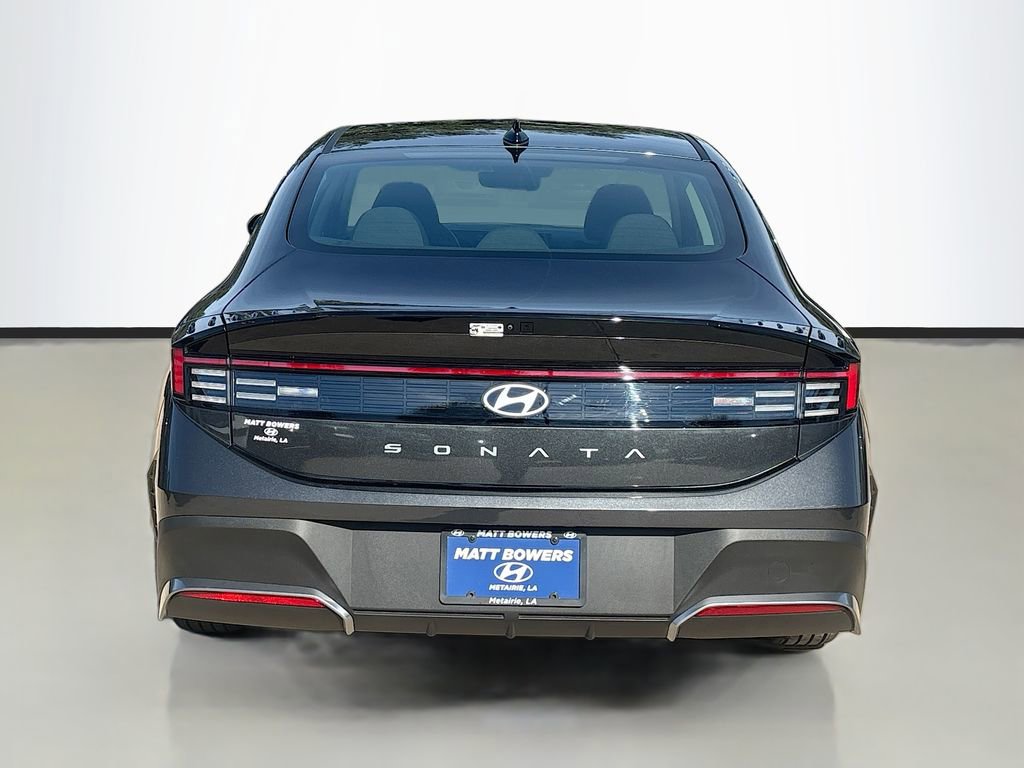 Certified 2025 Hyundai Sonata SE image 6