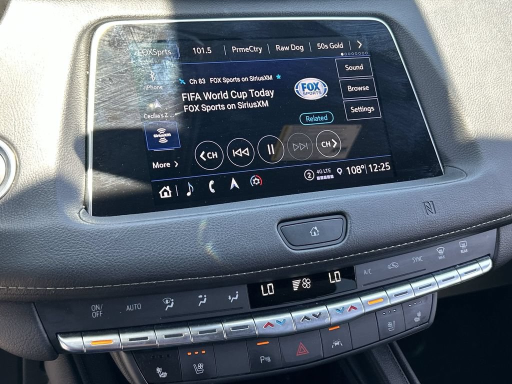 Used 2021 Cadillac XT4 Premium Luxury AWD/4WD image 13