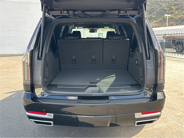 New 2026 Cadillac Escalade ESV 4WD image 31