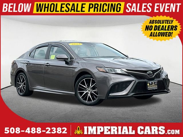 Used 2023 Toyota Camry SE w/ Cold Weather Package