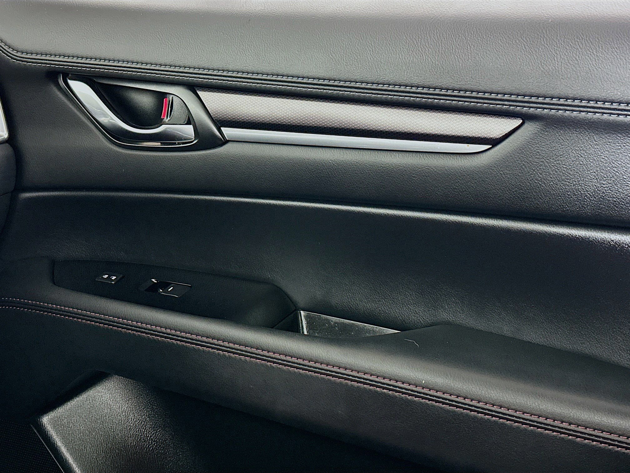 Used 2022 MAZDA CX-5 Carbon Edition image 17