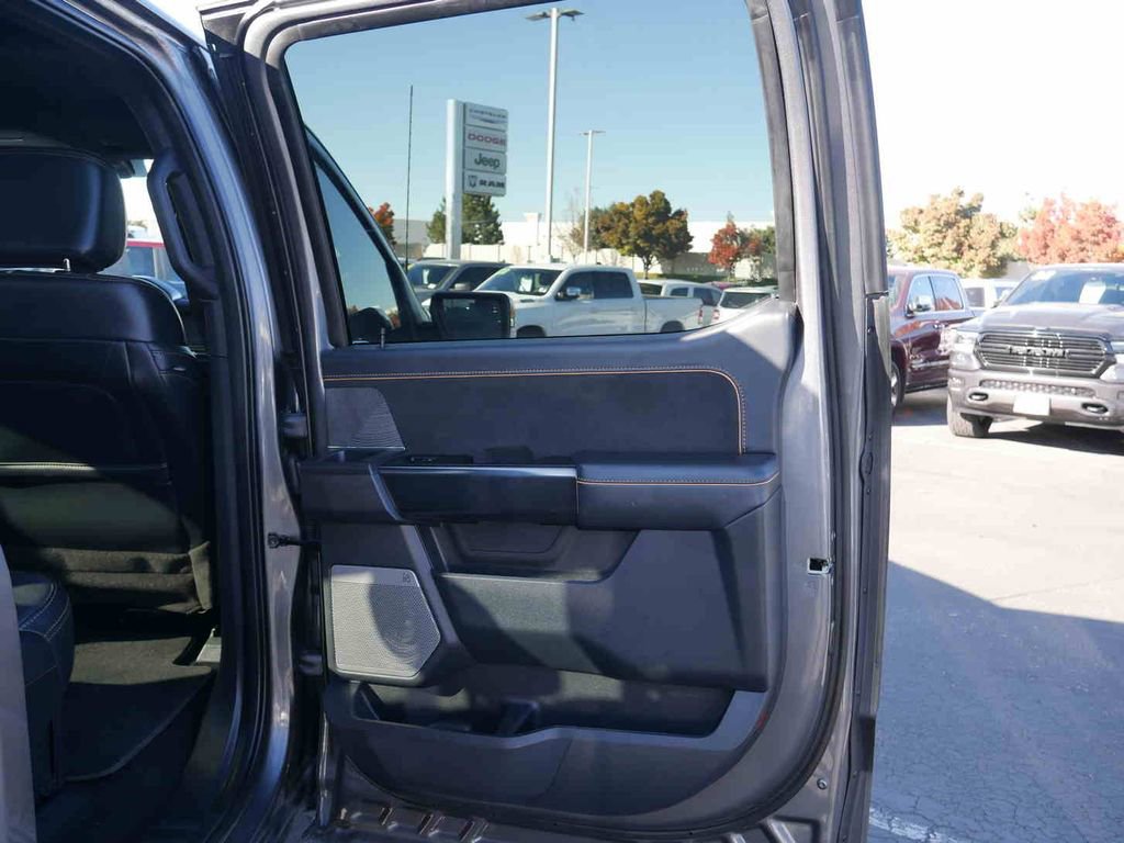 Used 2023 Ford F150 Platinum image 29