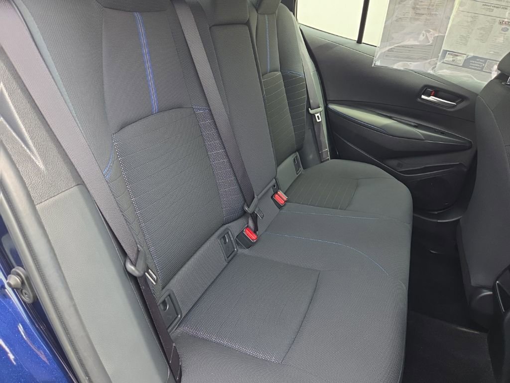 Used 2022 Toyota Corolla SE w/ SE Premium Package image 26