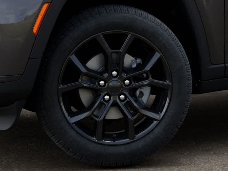 New 2025 Jeep Grand Cherokee L Limited AWD/4WD image 8