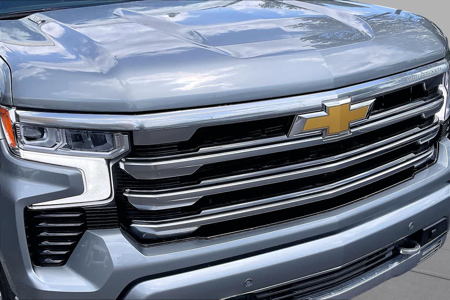 Used 2026 Chevrolet Silverado 1500 High Country w/ High Country Premium Package AWD/4WD image 57