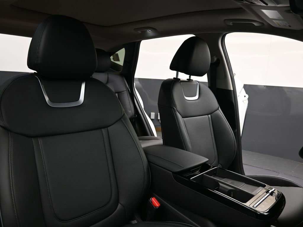 New 2026 Hyundai Tucson Limited image 13