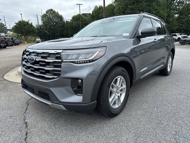 New 2025 Ford Explorer Active w/ Active Comfort Package image 5