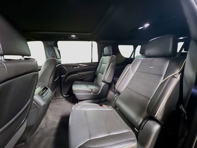 Used 2022 Cadillac Escalade ESV Sport AWD/4WD image 25