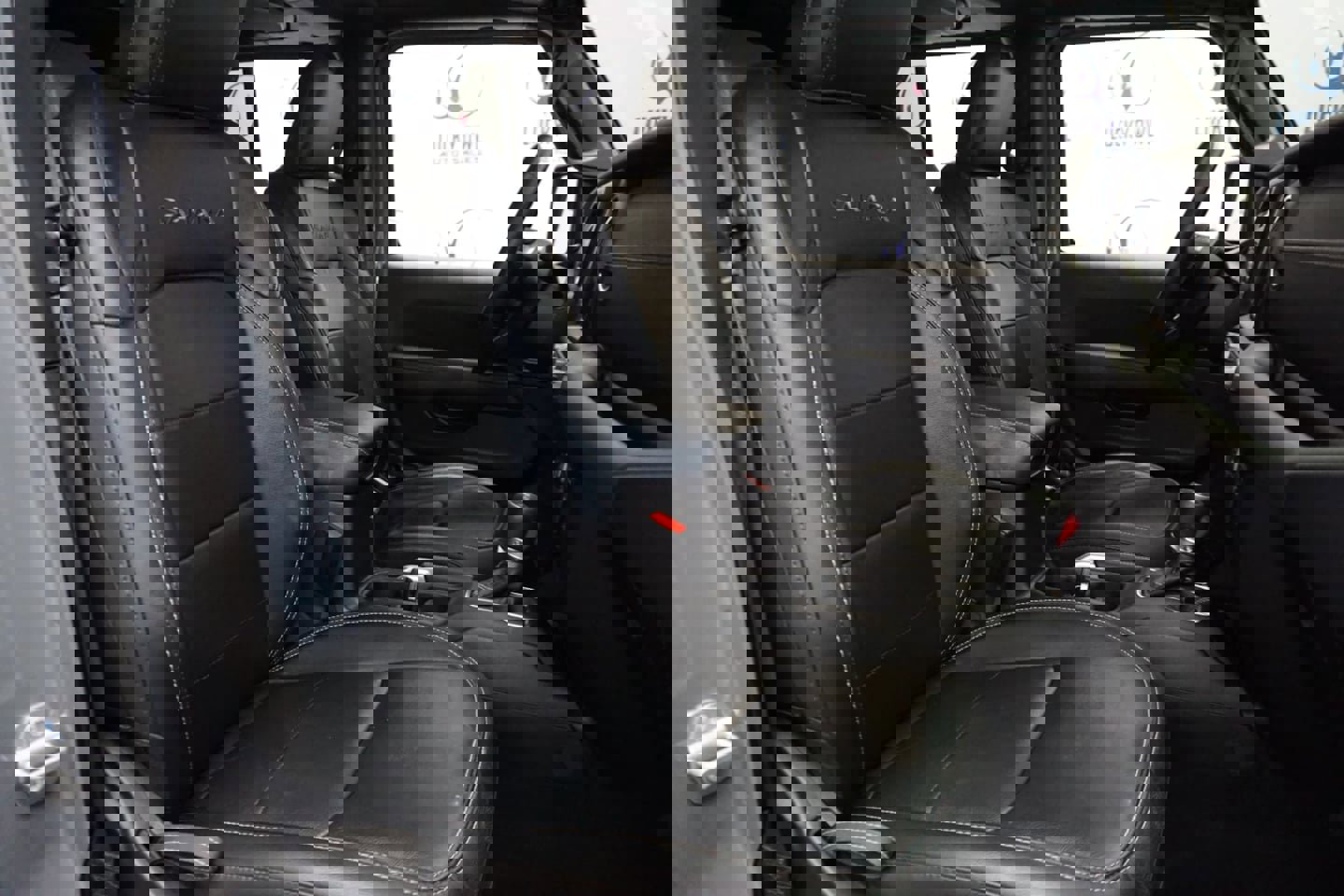 Used 2022 Jeep Wrangler Unlimited Sahara image 12