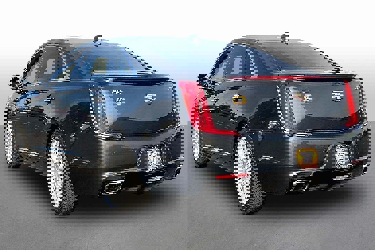 Used 2019 Cadillac XTS Premium Luxury image 11