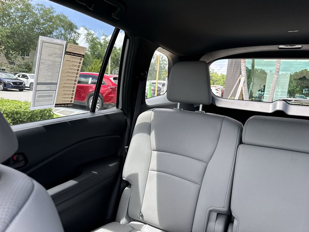 Used 2023 Honda Passport EX-L image 17