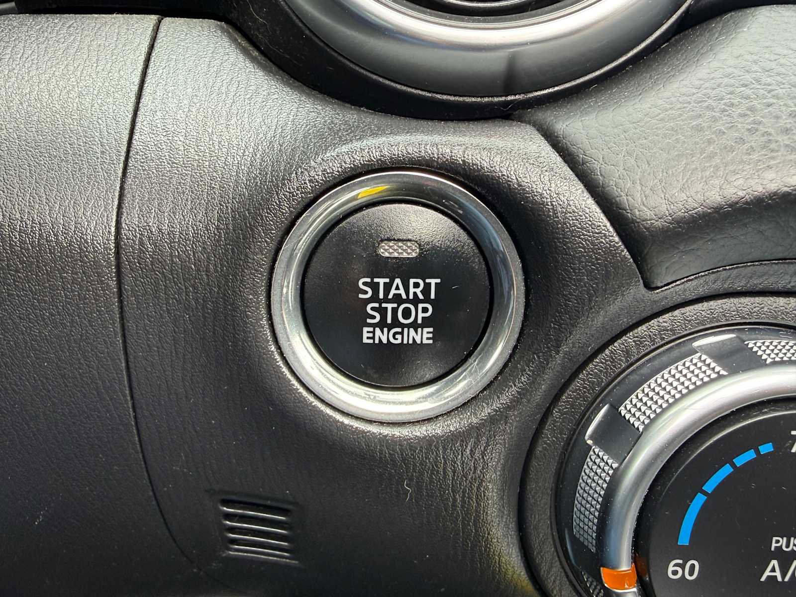 Used 2018 FIAT 124 Spider Abarth w/ Visibility Group image 28