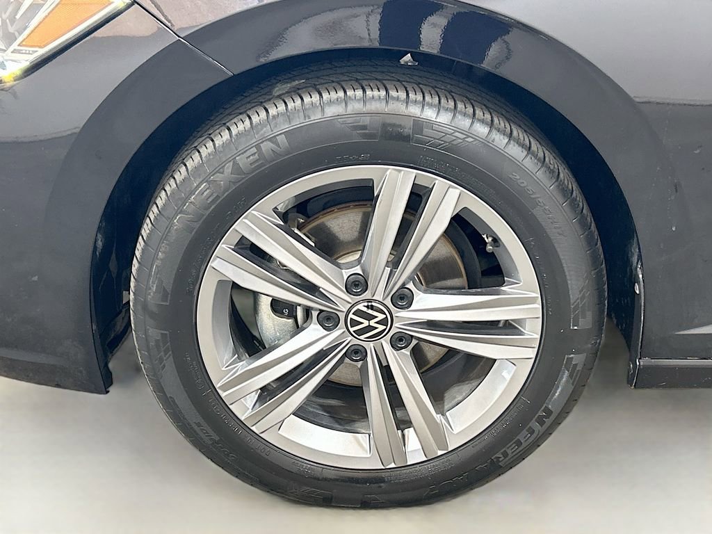 Used 2024 Volkswagen Jetta SE image 28