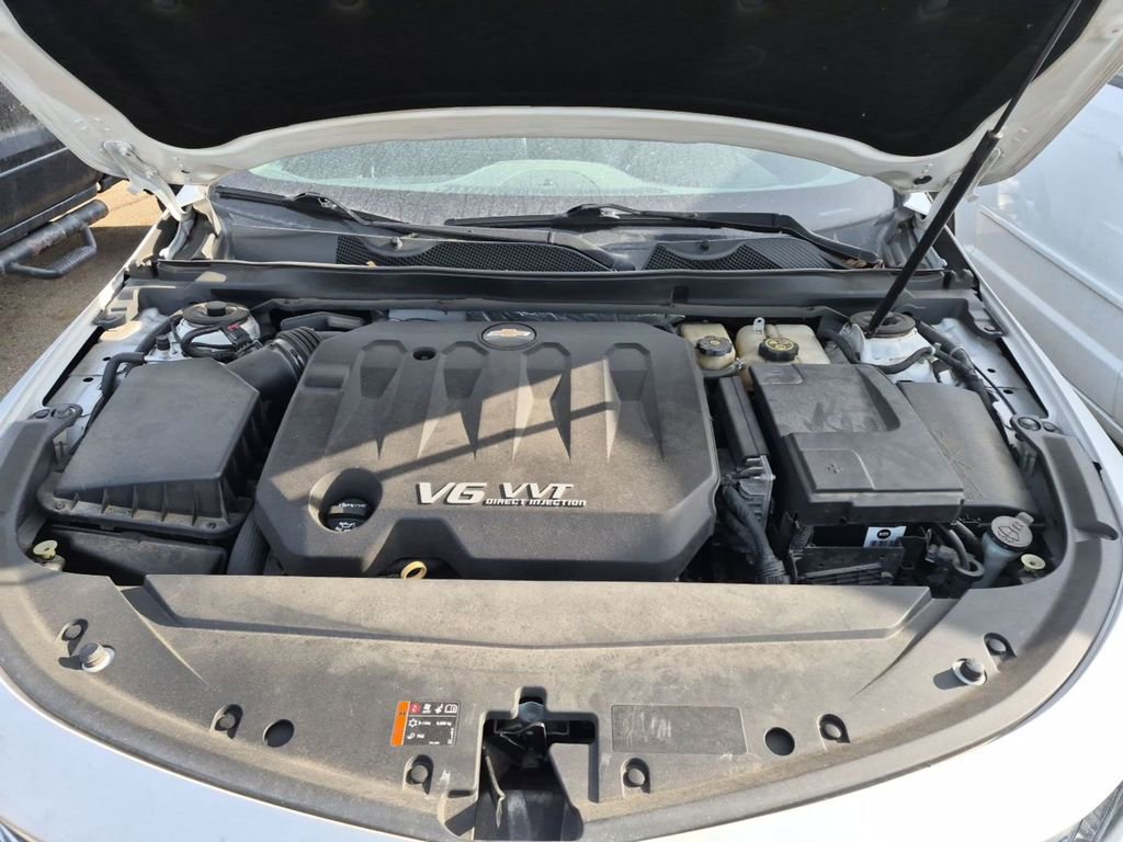 Used 2016 Chevrolet Impala LTZ w/ Enhanced Convenience Package image 8