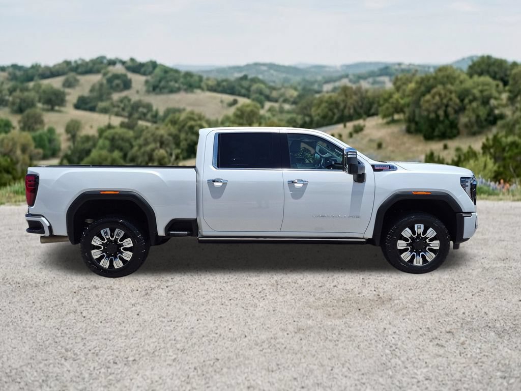 Used 2025 GMC Sierra 2500 Denali w/ Denali Reserve Package AWD/4WD image 13