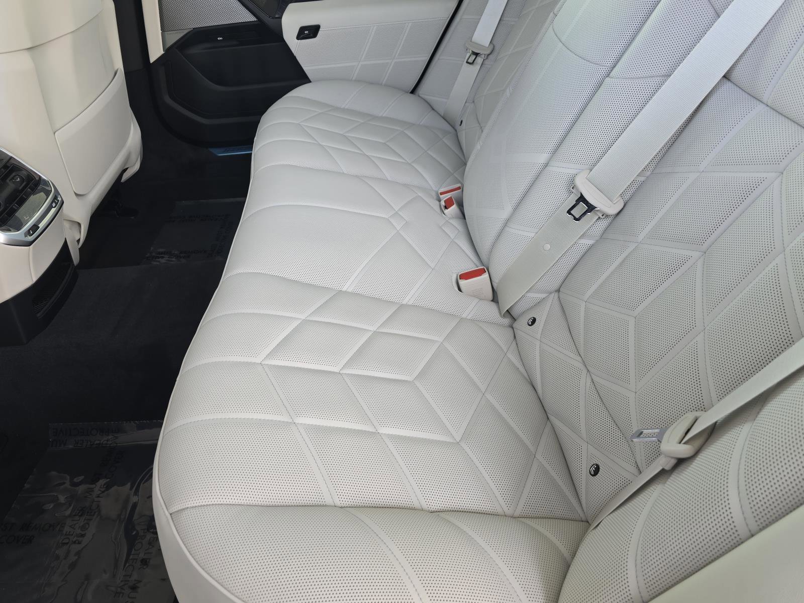 New 2025 BMW 760i xDrive image 14