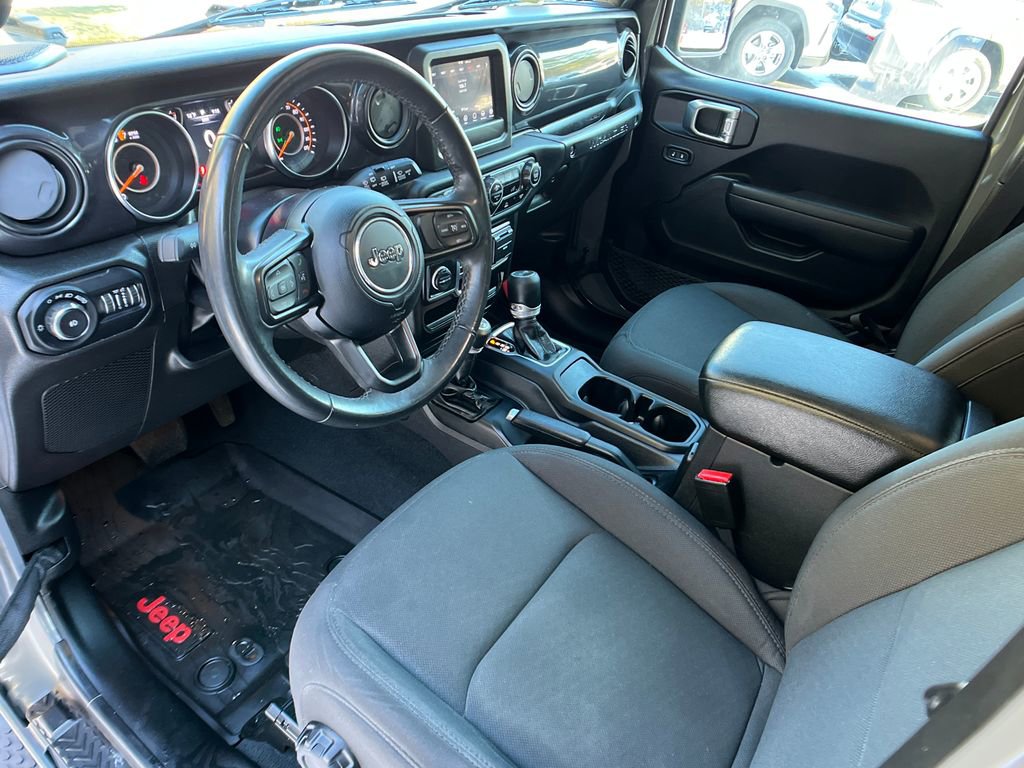 Used 2022 Jeep Wrangler Unlimited Sport image 10